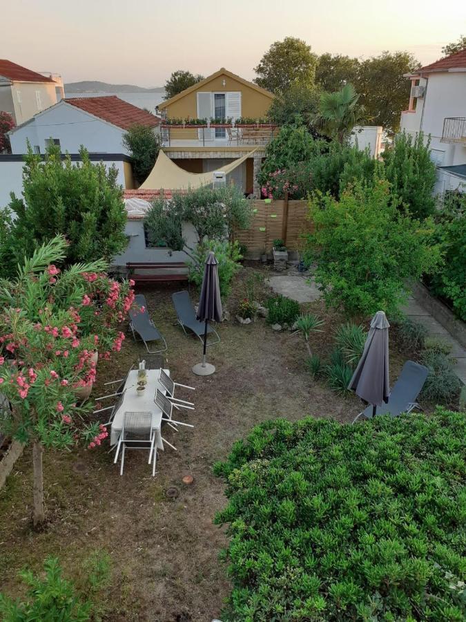 Apartments Dile Sukošan Extérieur photo
